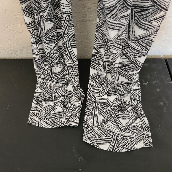 SANS SOUCI One Piece Jumpsuit Geometric Small - Picture 4 of 9